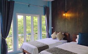 ม้วนรีสอร์ท